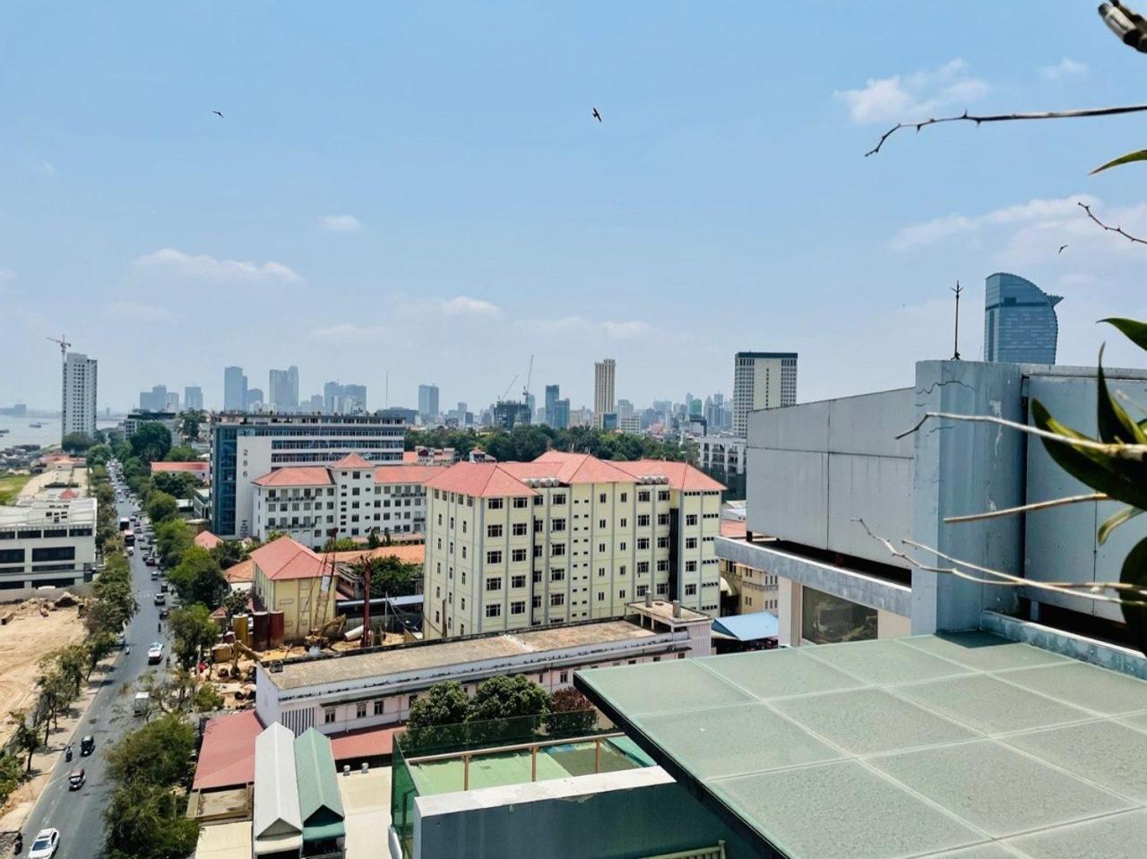 Lcs Hotel & Apartment Phnom Penh Luaran gambar