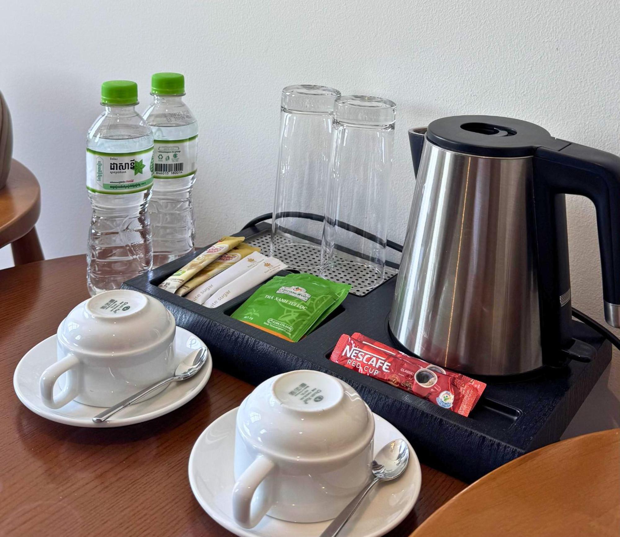 Lcs Hotel & Apartment Phnom Penh Luaran gambar