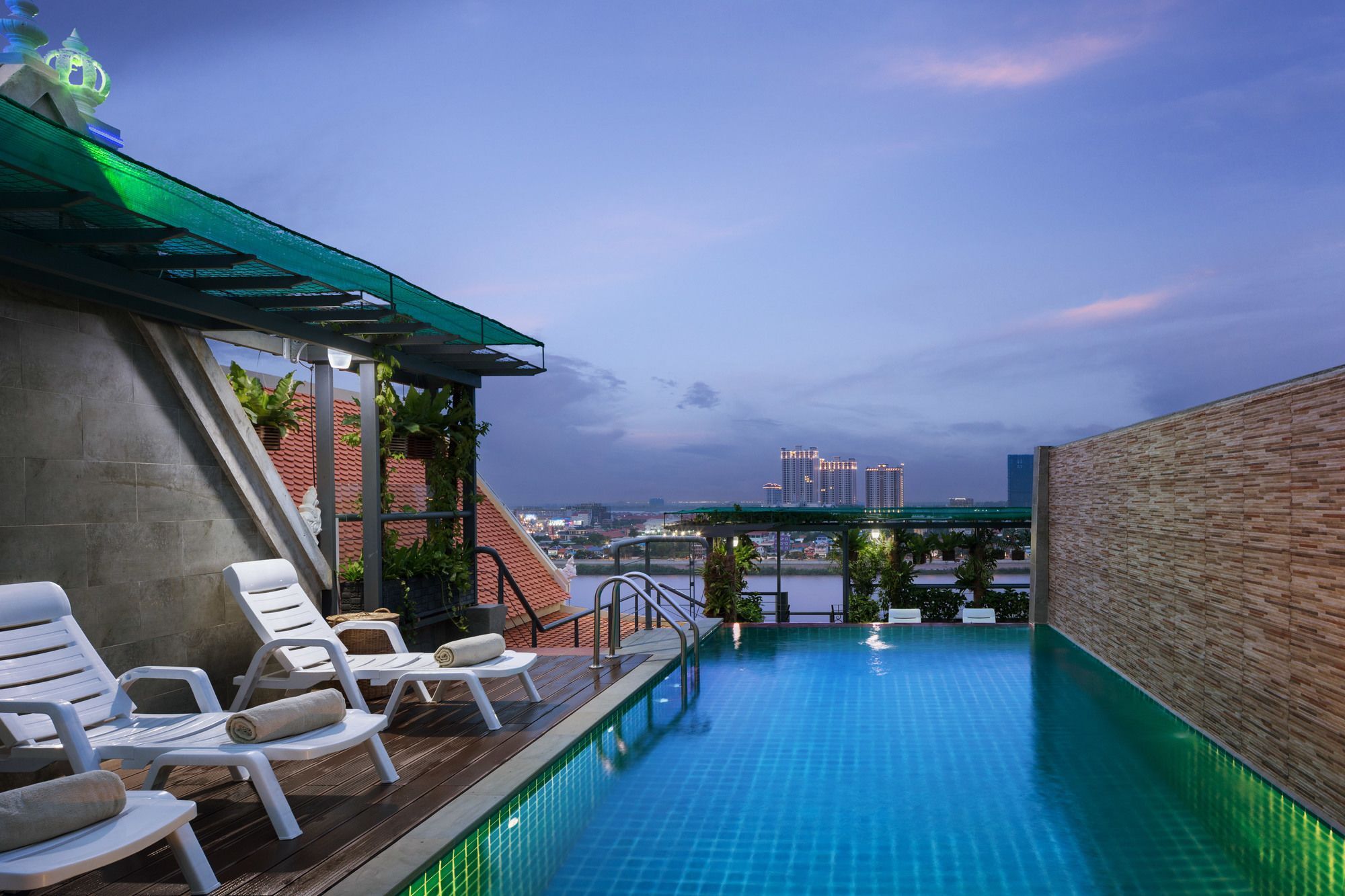 Lcs Hotel & Apartment Phnom Penh Luaran gambar